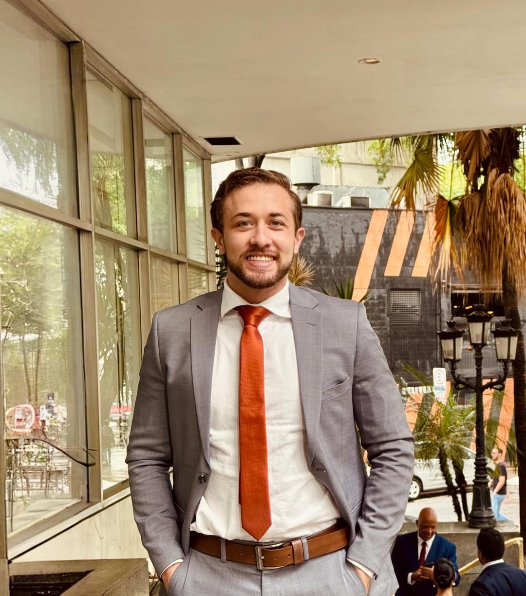 Dr. Guilherme Duarte Costa — Tabelião Titular